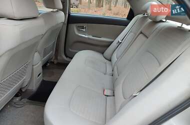 Седан Kia Cerato 2008 в Жовтих Водах