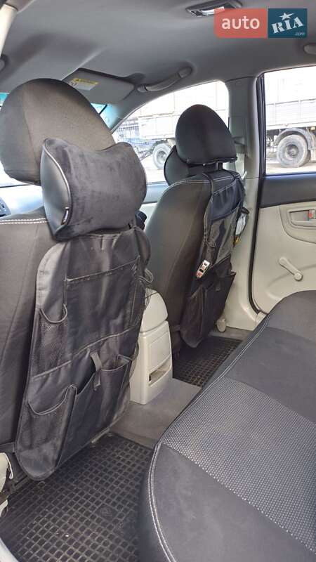 Седан Kia Cerato 2007 в Ивано-Франковске