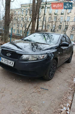 Седан Kia Cerato 2009 в Киеве