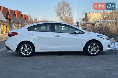 Седан Kia Cerato 2012 в Чернігові