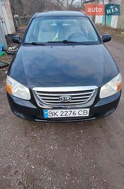 Седан Kia Cerato 2008 в Ровно