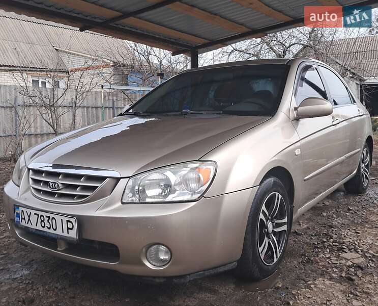 Седан Kia Cerato 2005 в Харкові