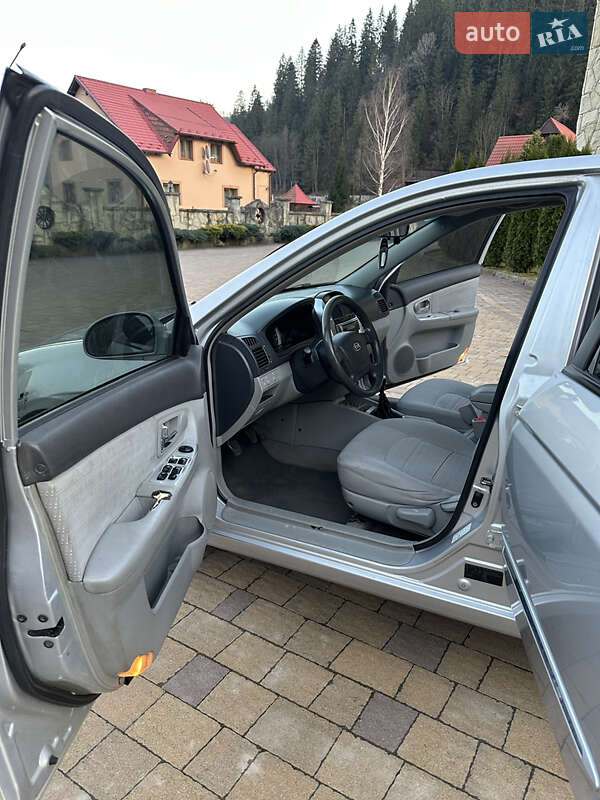 Седан Kia Cerato 2007 в Яремче