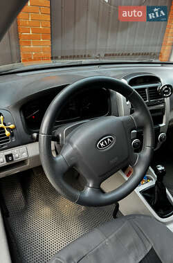 Седан Kia Cerato 2008 в 