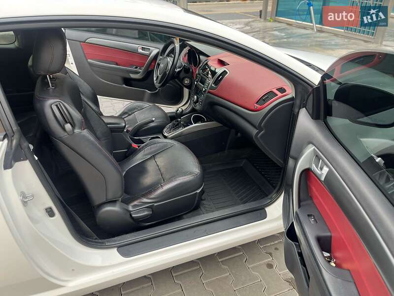 Седан Kia Cerato 2012 в Одессе