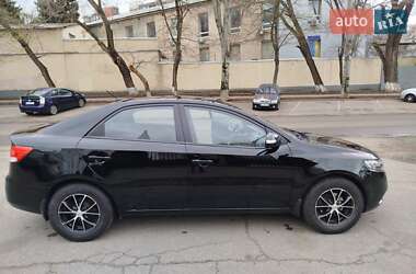 Седан Kia Cerato 2009 в 