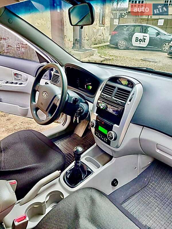Седан Kia Cerato 2008 в Івано-Франківську