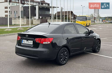Седан Kia Cerato 2009 в 