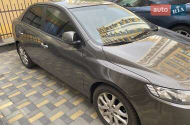 Седан Kia Cerato 2012 в 