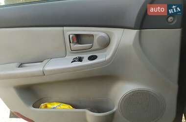 Седан Kia Cerato 2008 в 
