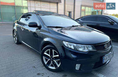 Купе Kia Cerato 2011 в 