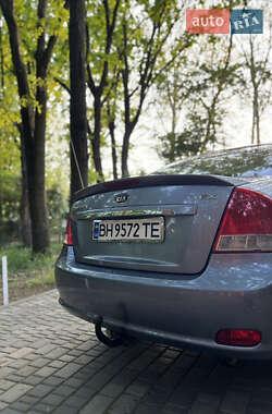 Седан Kia Cerato 2008 в 