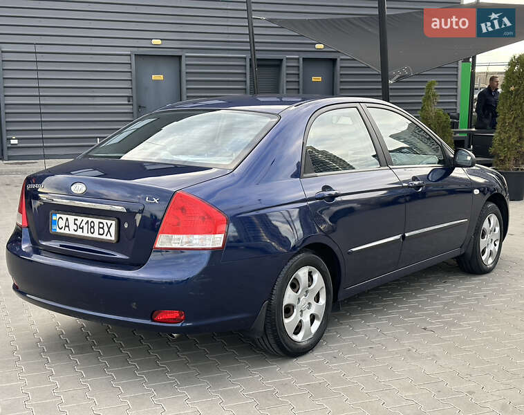 Седан Kia Cerato 2006 в Киеве