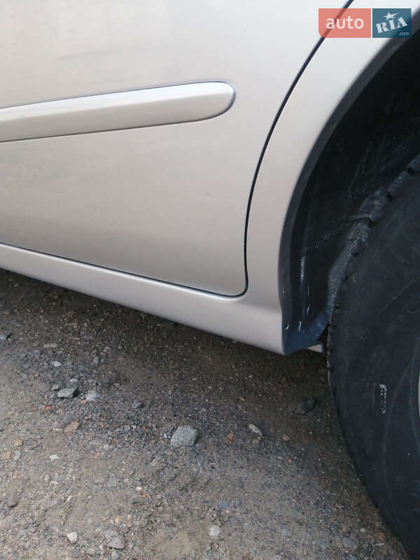 Седан Kia Cerato 2008 в Умани