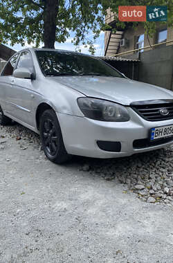 Седан Kia Cerato 2007 в Тараще