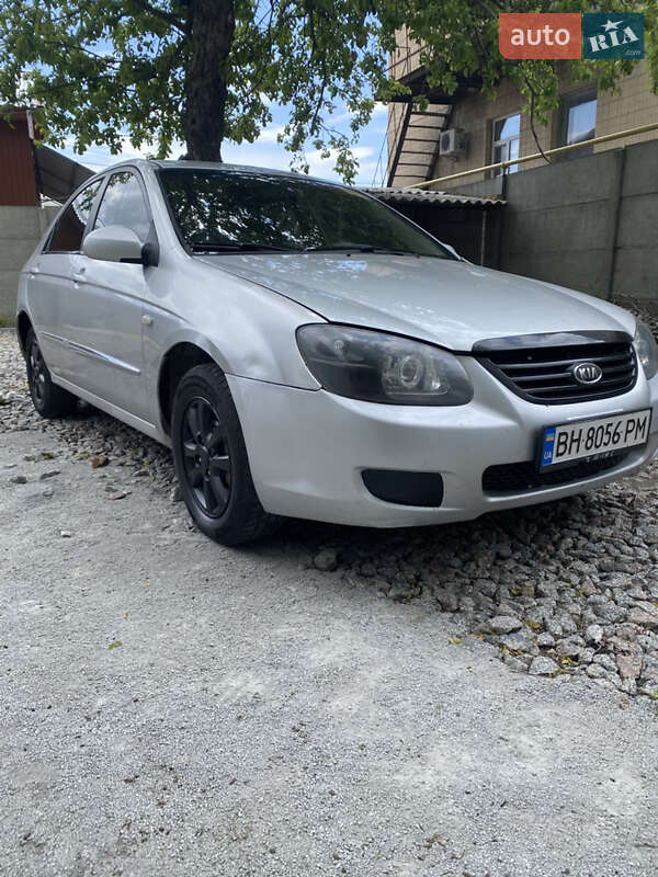 Седан Kia Cerato 2007 в 