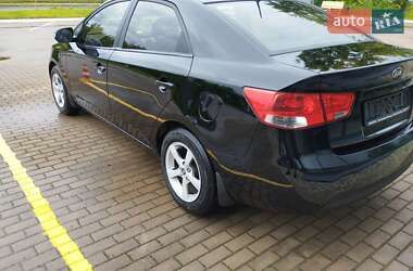 Седан Kia Cerato 2009 в 