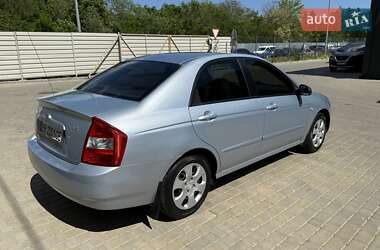 Седан Kia Cerato 2006 в 