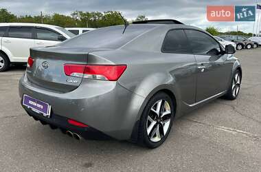 Купе Kia Cerato 2012 в 