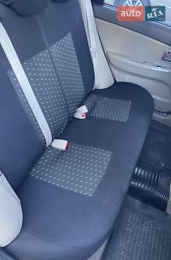 Седан Kia Cerato 2008 в 
