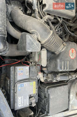 Купе Kia Cerato 2011 в 