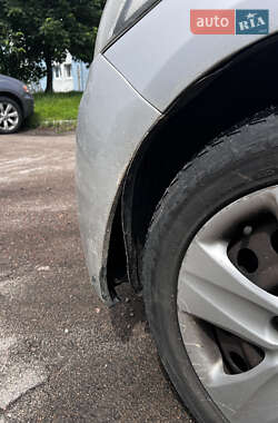 Седан Kia Cerato 2013 в 