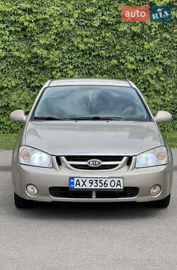Седан Kia Cerato 2006 в Харкові