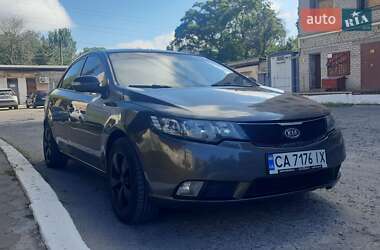Седан Kia Cerato 2009 в Николаеве