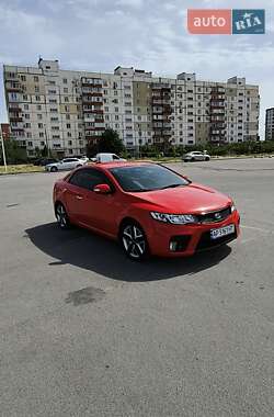 Купе Kia Cerato 2010 в 