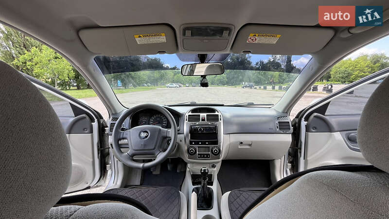 Седан Kia Cerato 2006 в Харькове