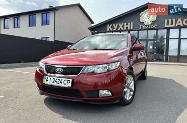 Седан Kia Cerato 2010 в Києві
