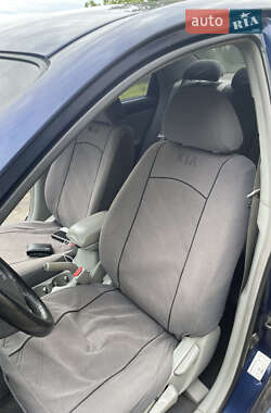 Седан Kia Cerato 2007 в 