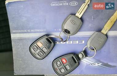 Седан Kia Cerato 2006 в 