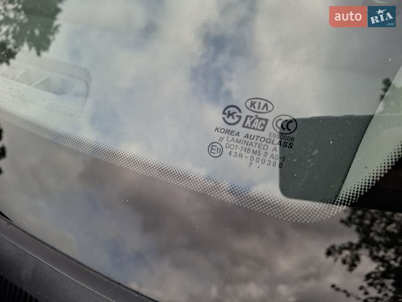 Седан Kia Cerato 2008 в Краснограде