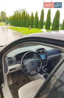 Седан Kia Cerato 2006 в Новоархангельске