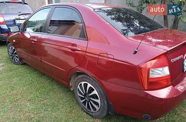 Седан Kia Cerato 2006 в Смілі