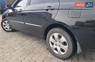 Седан Kia Cerato 2008 в 