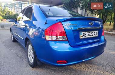 Седан Kia Cerato 2008 в 