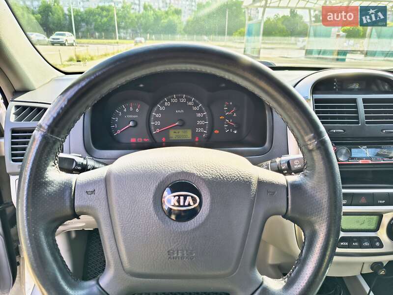 Хэтчбек Kia Cerato 2006 в Черкассах