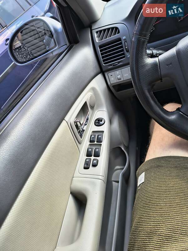 Хэтчбек Kia Cerato 2006 в Черкассах