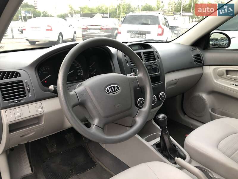 Седан Kia Cerato 2008 в Запоріжжі