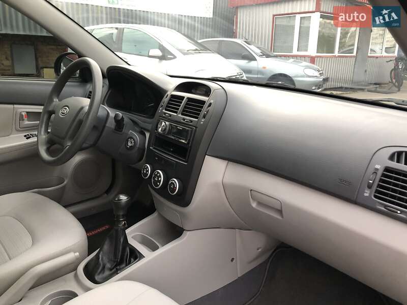 Седан Kia Cerato 2008 в Запоріжжі