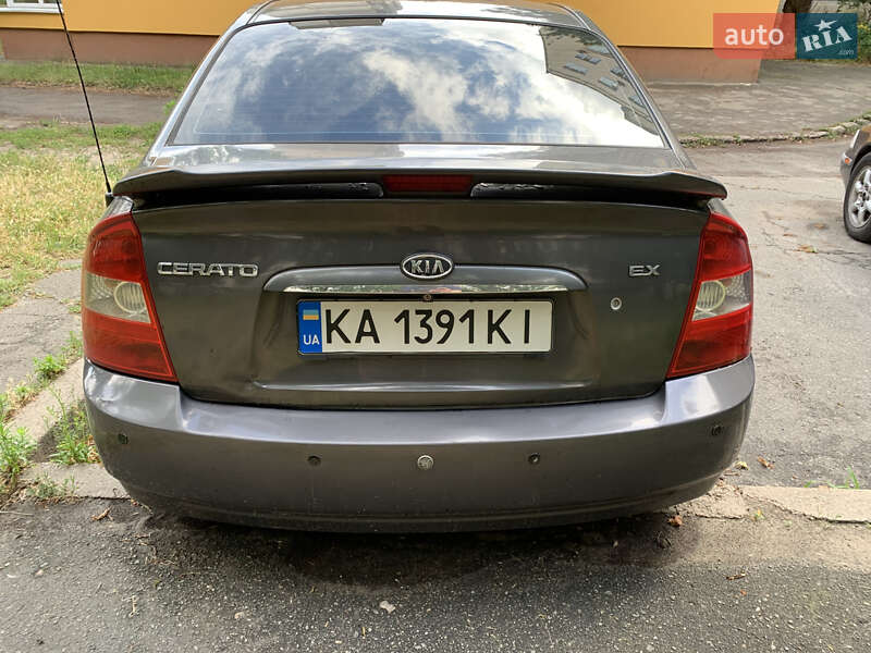 Седан Kia Cerato 2006 в Киеве