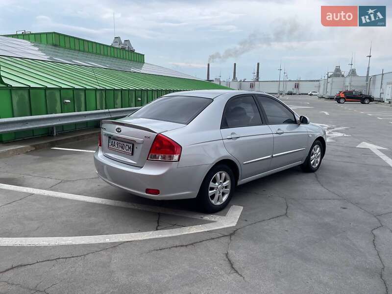Седан Kia Cerato 2007 в Киеве