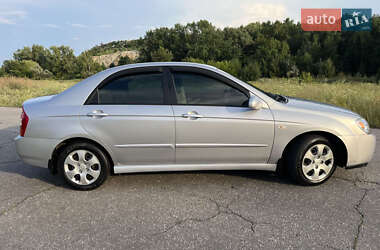 Седан Kia Cerato 2005 в 