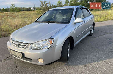 Седан Kia Cerato 2005 в 