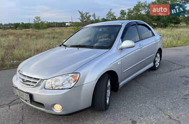 Седан Kia Cerato 2005 в 