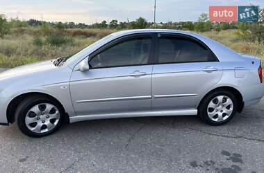 Седан Kia Cerato 2005 в 