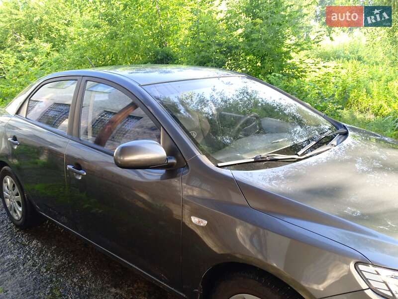 Седан Kia Cerato 2012 в Носівці