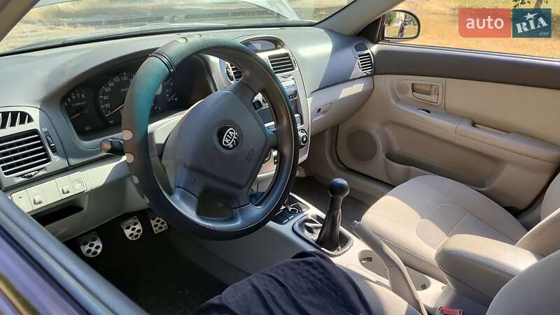 Седан Kia Cerato 2006 в Вознесенске